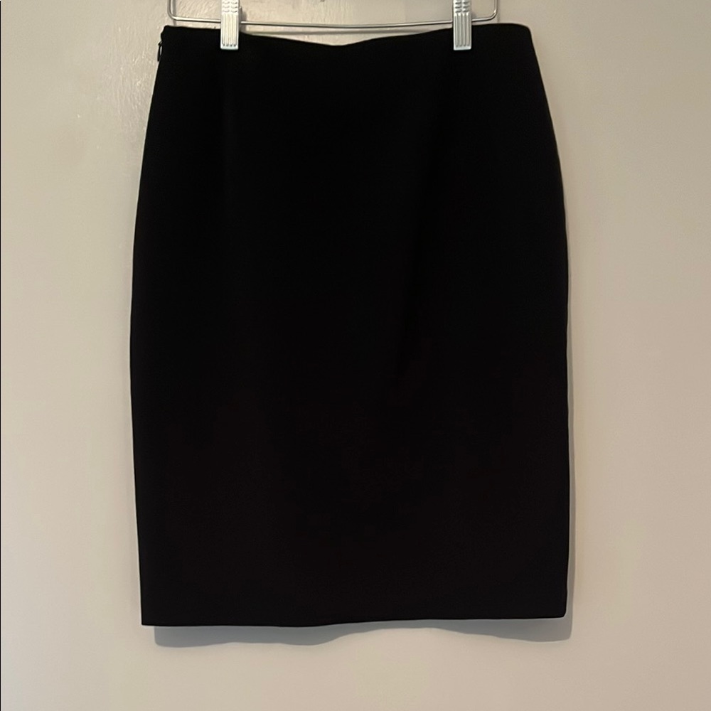 The Limited Stretch Black Knee-Length Pencil Skirt 4 - Picture 5 of 5